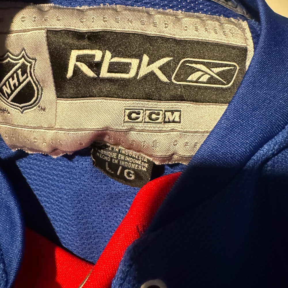 Sean Avery New York Rangers Jersey - Picture 8 of 8